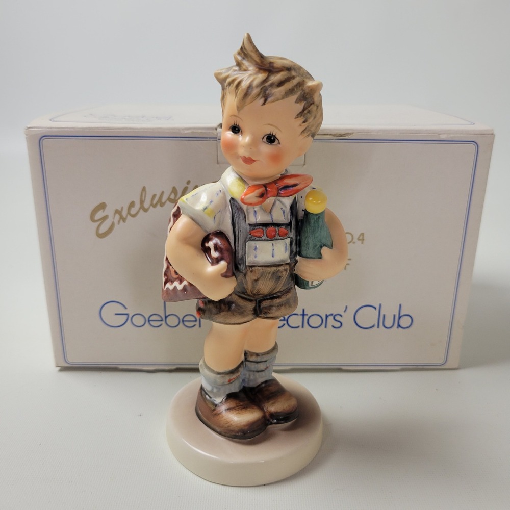 Goebel Hummel Valentine Joy Figurine 399 Exclusive Special Edition No 4 Box